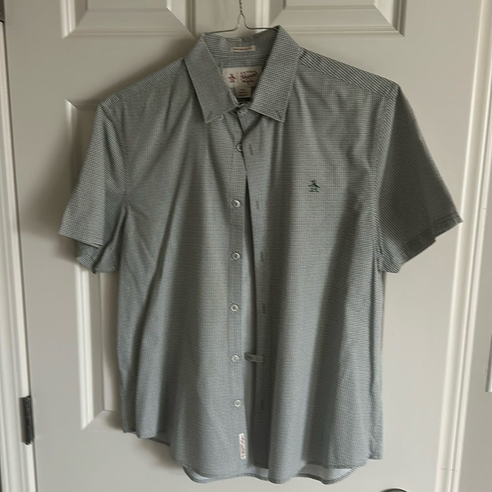 Penguin men’s short sleeve shirt.